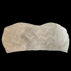 Bozzolo White Chevron Bandeau Bra Size Small NWOT